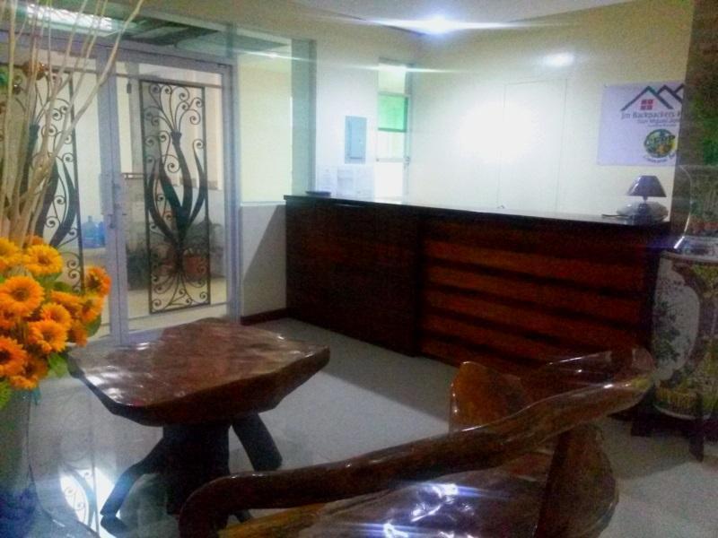 Jm Backpackers Hometel Guimaras Eksteriør billede